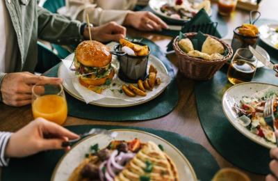 OWNER MUST SELL 210 Seats $725K- BEST OFFER- Great Space Must see Fully Turnkey Restaurant 5,500 Sq