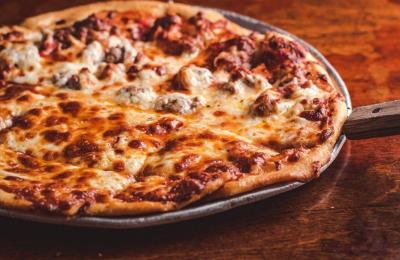 🔥 High-Grossing Pizzeria in Affluent Coastal Nassau – $3.3M Sales – Turnkey Buildout 🔥